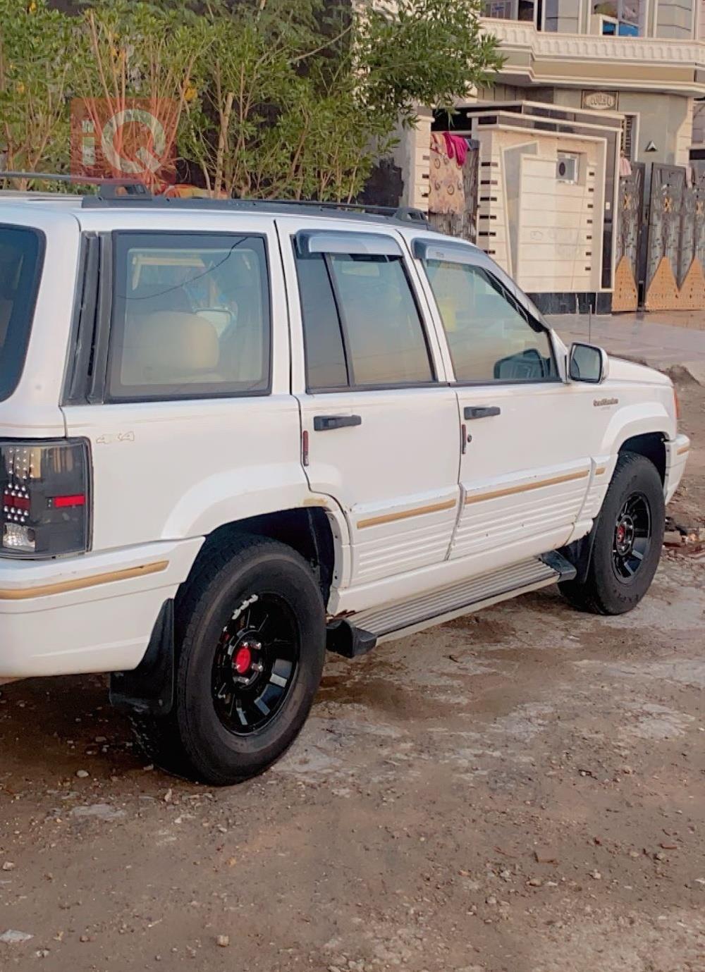 جيب جراند شيروكي